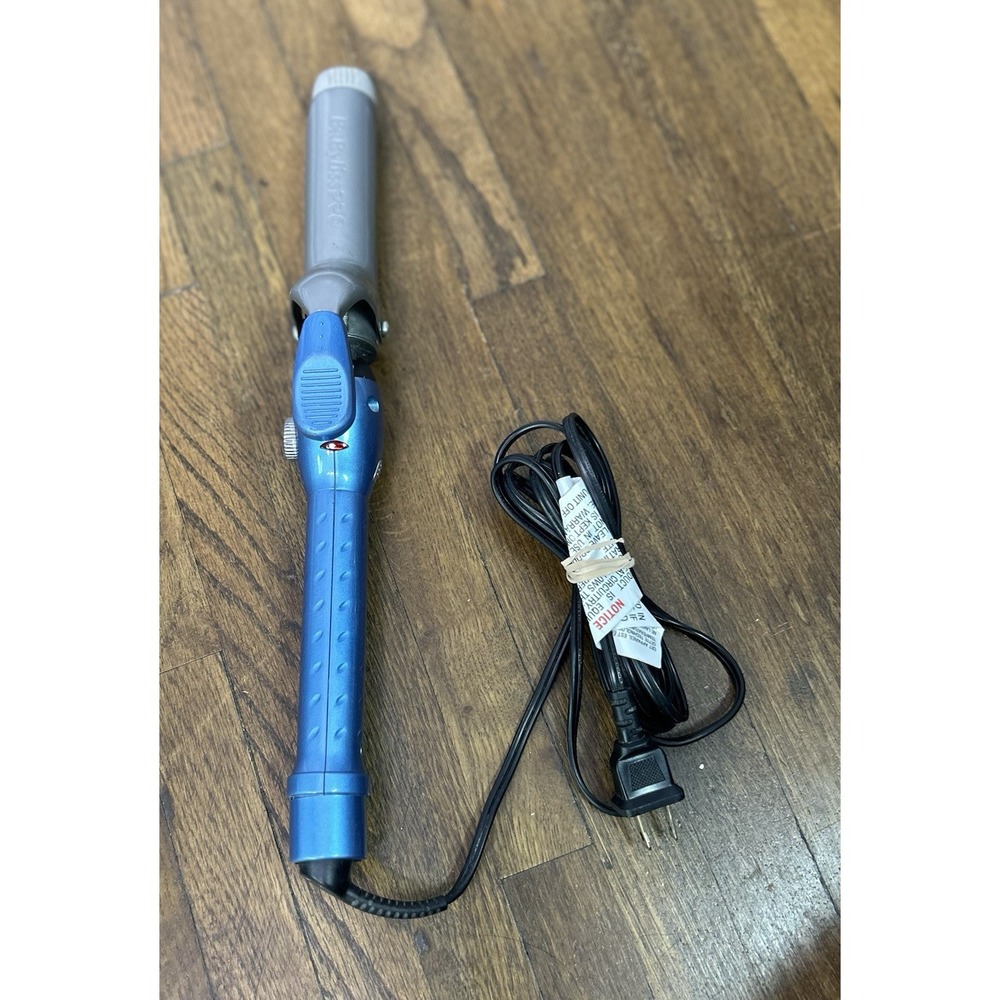 BaByliss PRO 1.5" Nano Titanium Spring Curling Iron - Blue/Silver